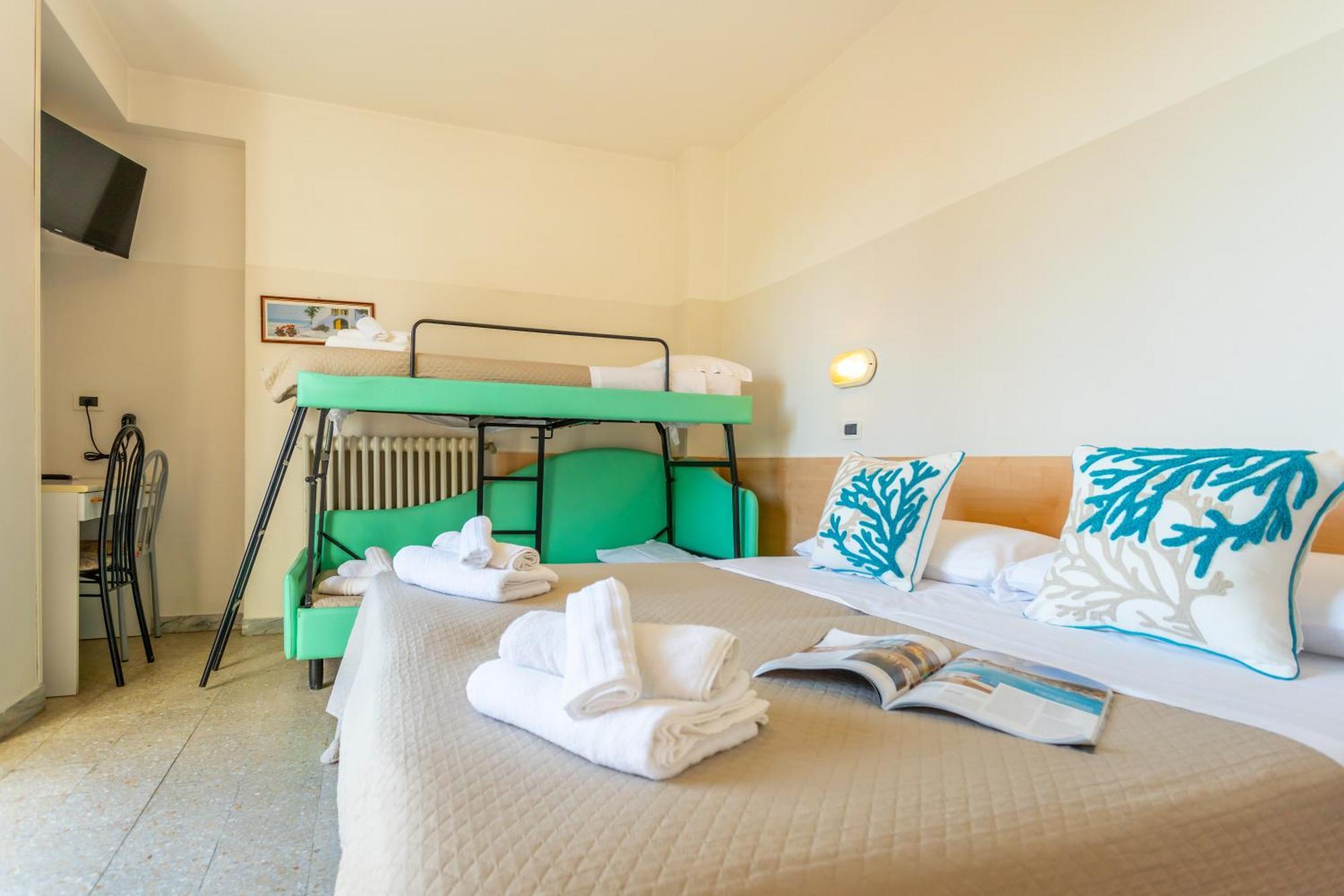 Hotel Selene - Vista Mare Riccione Room photo