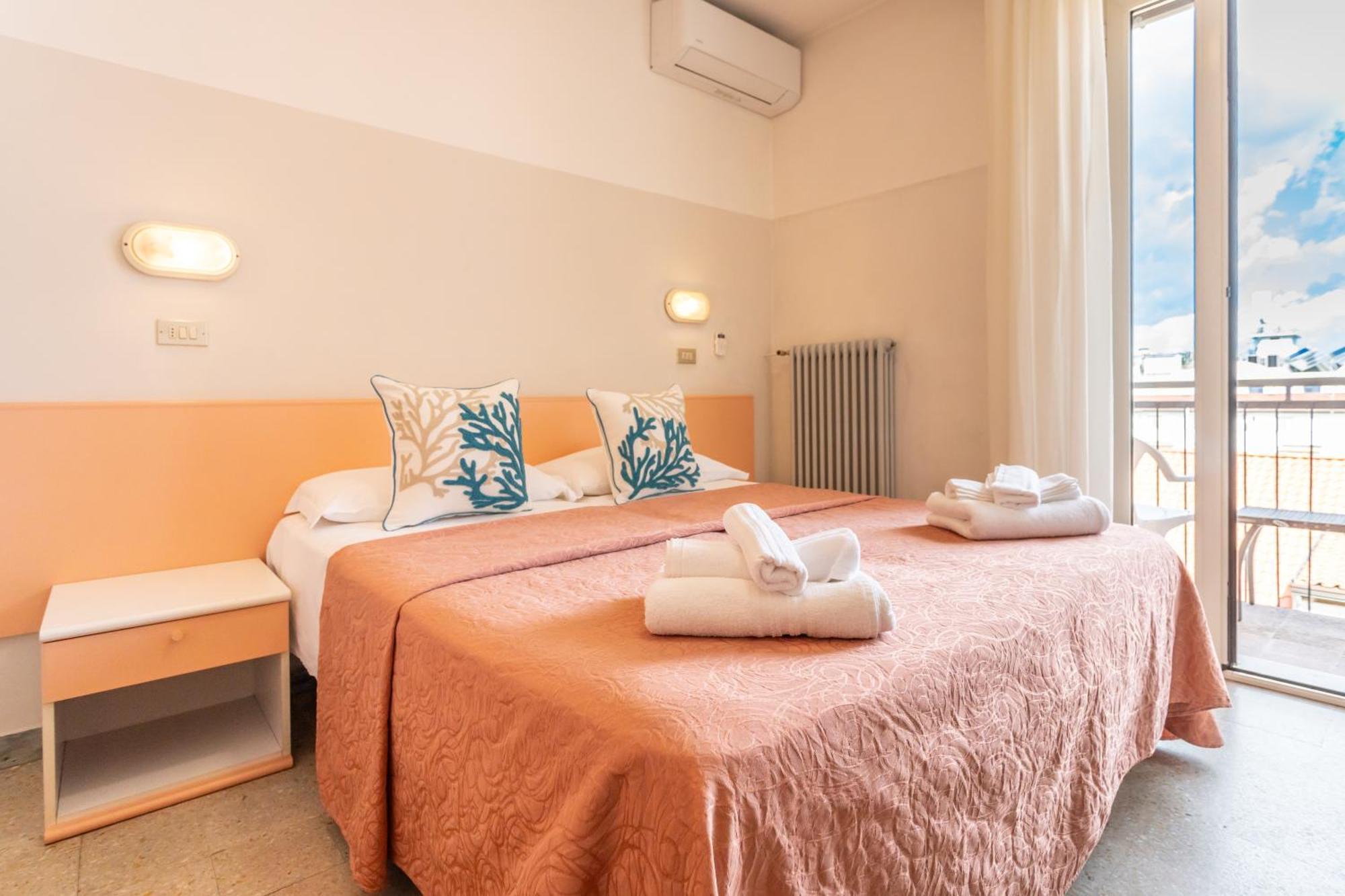 Hotel Selene - Vista Mare Riccione Room photo