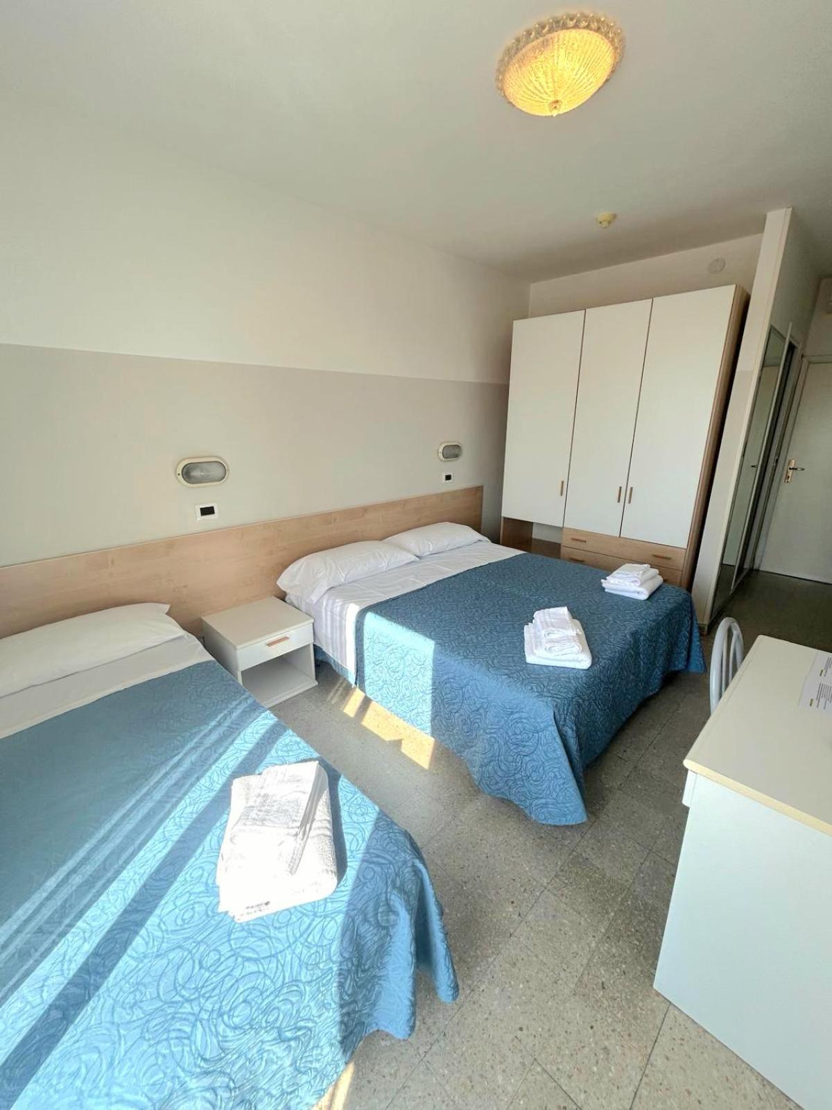 Hotel Selene - Vista Mare Riccione Room photo