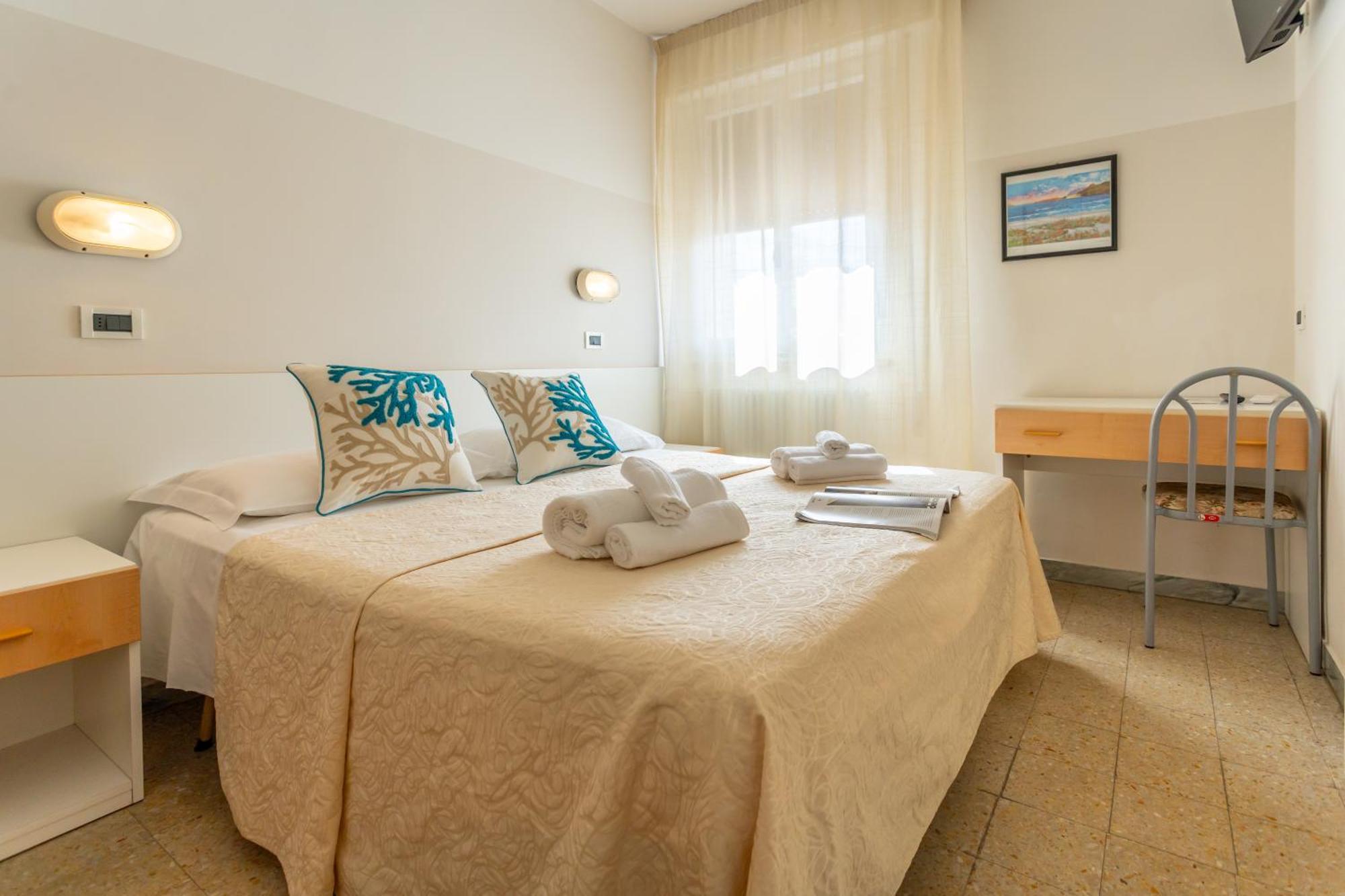 Hotel Selene - Vista Mare Riccione Exterior photo